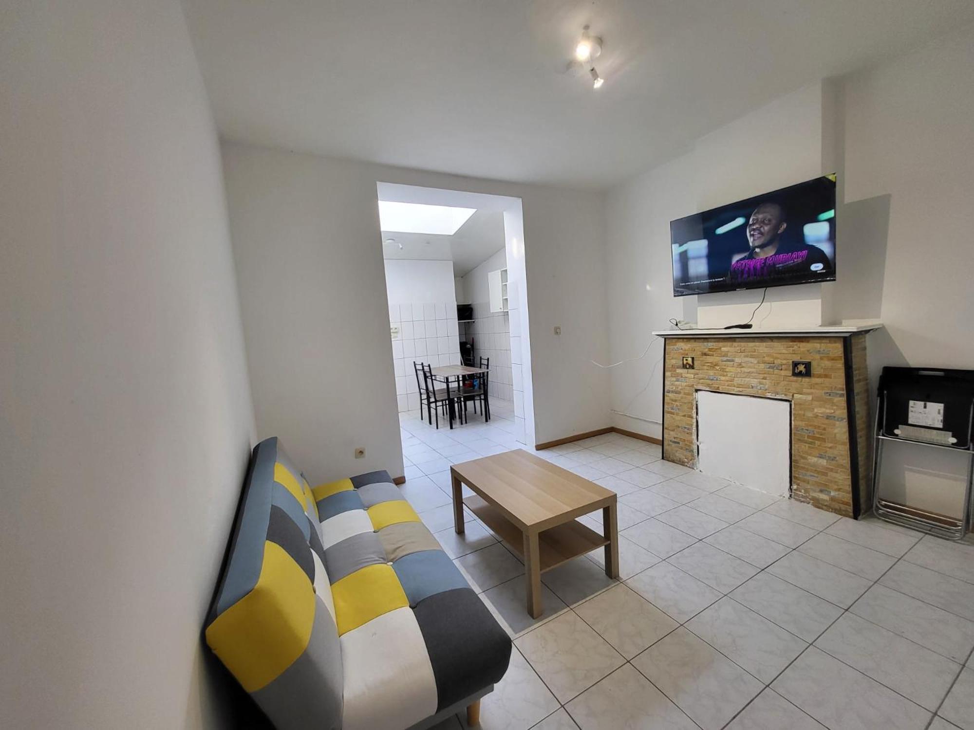 2 Disponible * Aalst